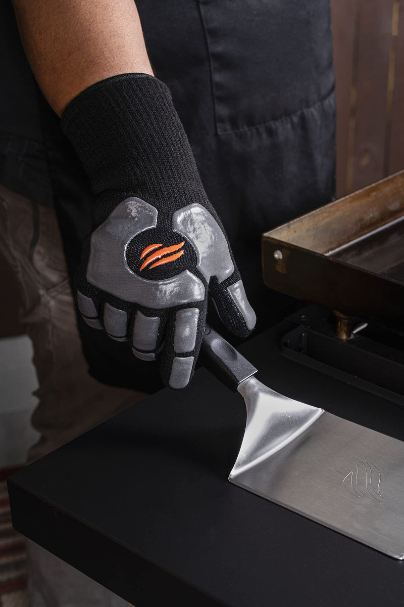 Blackstone 5558 Griddle Gloves with Silicone Palm Pads - Heat Resistant up to 500 Degrees, Easy Grip for Indoor and Outdoor Cooking, Grilling, Baking, Fire Pit, Fryer, Oven, One Size, Black/Grey - Grill Parts America
