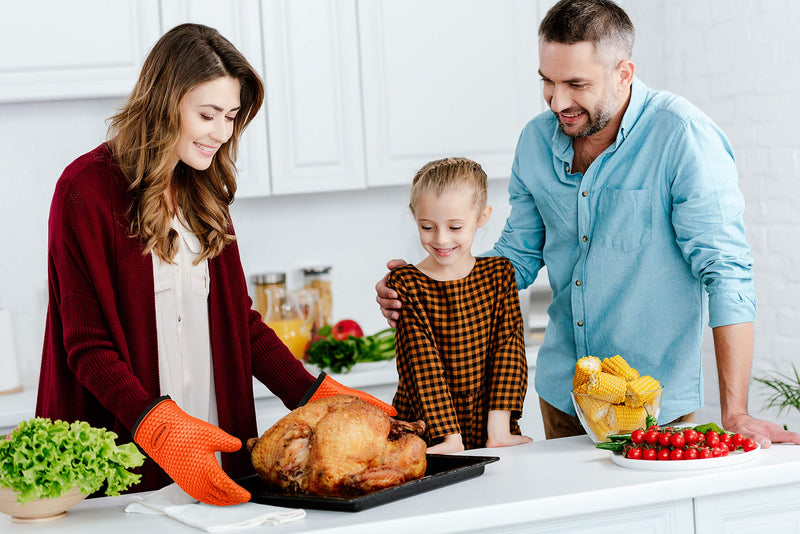 KITCHEN PERFECTION Silicone Smoker Oven Gloves -Extreme Heat Resistant BBQ Gloves -Handle Hot Food Right on Your Grill Fryer Pit|Waterproof Oven Mitts |Superior Value Set+3 Bonuses - Grill Parts America